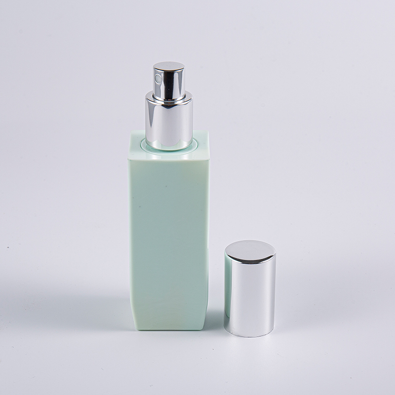 Multiple Color Option Square Shape 100ml PETG Thick Wall Lotion Bottle With Aluminium Pump Cap 