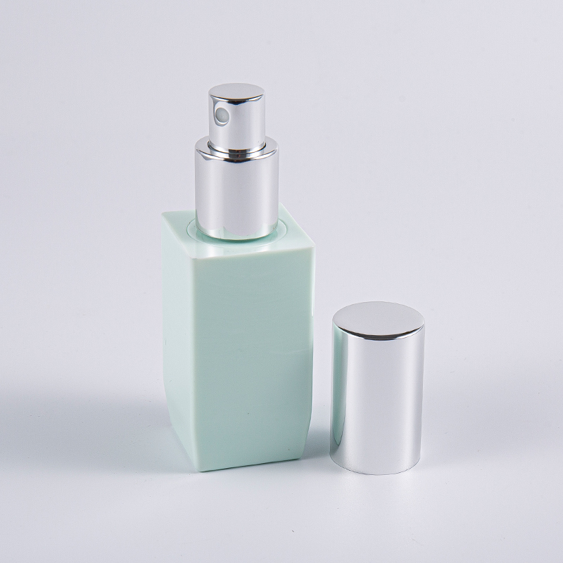 Multiple Color Option Square Shape 50ml PETG Thick Wall Lotion Bottle With Aluminium Pump Cap 